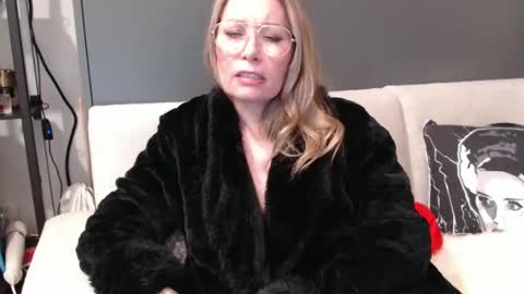 Snapshot of shannon07 chatting on January 2025 12:35:02 AM Shannon07 online show from January 2025 12:35:02 AM