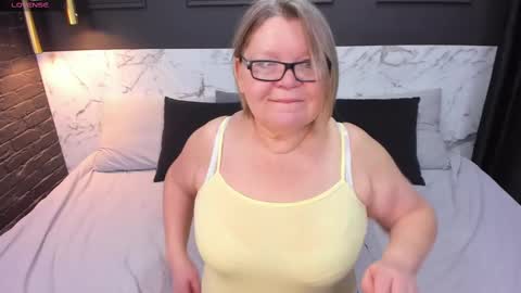 Shannon online show from February 2025 05:30:02 AM