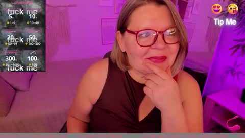 Shannon online show from October 2025 01:44:01 PM