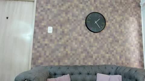 SHANON online show from October 2025 12:23:02 PM