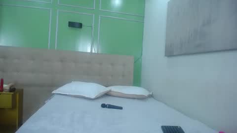 Snapshot of shanon_mature_ chatting on January 2025 08:14:02 PM Shanon online show from January 2025 08:14:02 PM