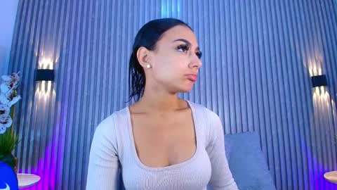 SHANON online show from April 2026 07:08:02 PM