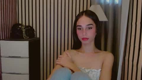 Snapshot of shantallfuckdoll chatting on April 2026 05:55:01 AM shantallfuckdoll online show from April 2026 05:55:01 AM