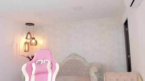 ShantallKnowles online show from March 2025 11:42:02 AM