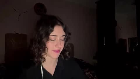 Shantel online show from November 2025 09:08:01 PM