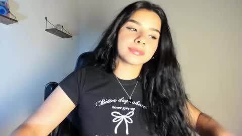 Sara online show from November 2025 05:02:01 AM