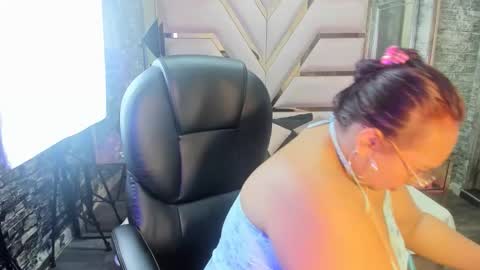 Shara Oz online show from February 2026 02:59:02 AM