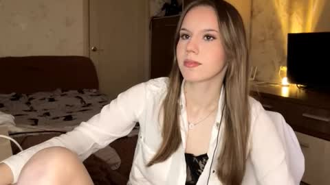 Snapshot of shardamcelhiney chatting on February 2026 08:25:02 AM Arina online show from February 2026 08:25:02 AM