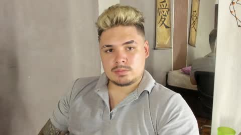 jhon deibyd online show from December 2024 03:15:01 AM