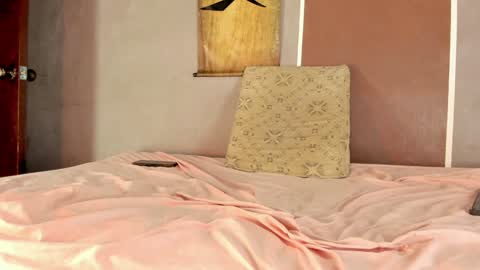 jhon deibyd online show from December 2024 05:28:02 AM