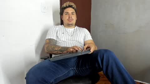 jhon deibyd online show from January 2025 01:13:01 PM