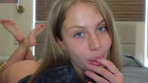 Snapshot of sharleenproject chatting on January 2026 01:37:02 PM Sharleen online show from January 2026 01:37:02 PM