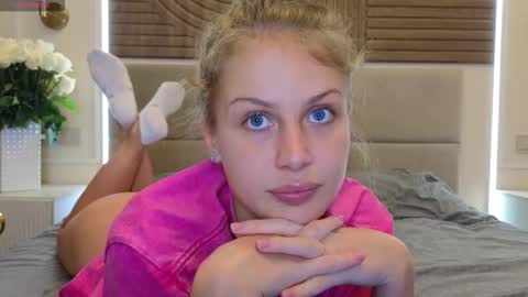 Snapshot of sharleenproject chatting on January 2026 12:09:02 PM Sharleen online show from January 2026 12:09:02 PM