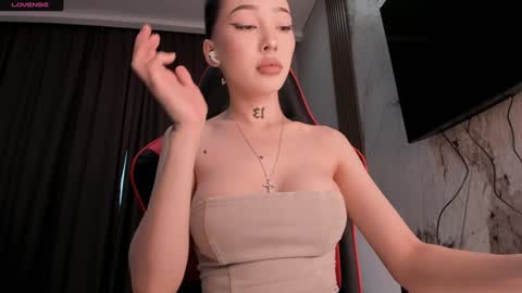 Sharlin  online show from December 2024 11:04:02 AM