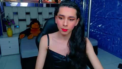 Snapshot of sharlon_ chatting on April 2026 01:23:02 PM Sharlond online show from April 2026 01:23:02 PM