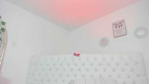 Snapshot of sharlot_evans_ chatting on February 2026 12:43:02 PM Sharlot online show from February 2026 12:43:02 PM