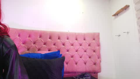 Sharlott online show from January 2025 12:02:01 PM