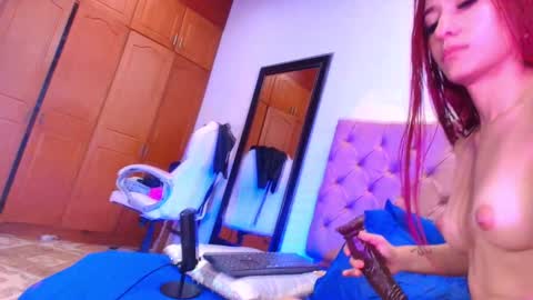 Sharlott online show from January 2025 06:00:01 PM