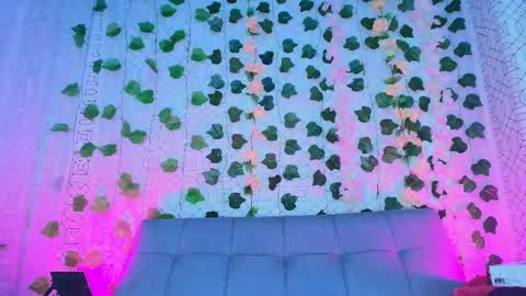 Sharlott online show from October 2025 03:01:02 AM