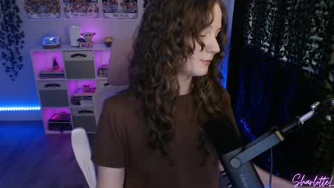 SharlotteL online show from April 2026 09:10:02 PM