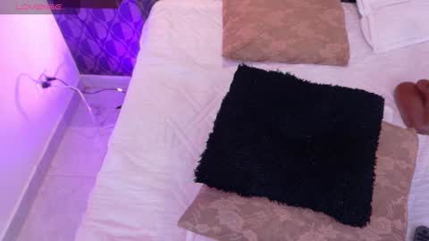 Sharom  online show from March 2025 09:26:01 PM