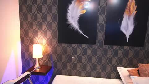 Sharom  online show from March 2026 04:51:02 PM