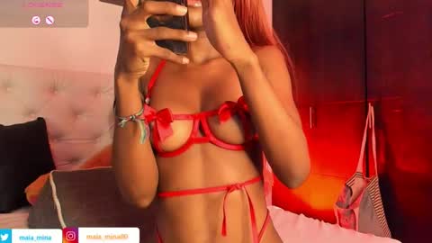 sharon_smiith_ online show from October 2025 11:03:01 PM