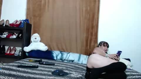 S H A R O N  online show from January 2025 10:41:01 AM