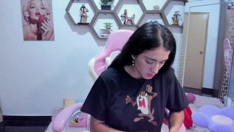 Snapshot of sharonsander1 chatting on May 2026 12:49:02 AM Sharon online show from May 2026 12:49:02 AM