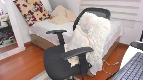 Sharon online show from January 2025 04:32:02 PM