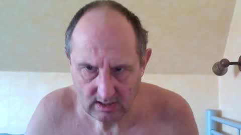 Peter online show from February 2025 01:01:01 PM