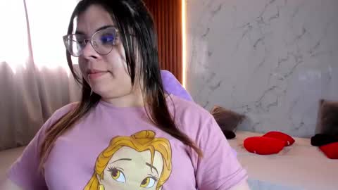 SASHA BLOOM online show from September 2025 07:47:02 PM