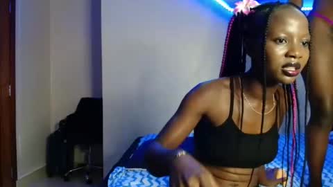 Shasha online show from November 2025 05:02:01 PM