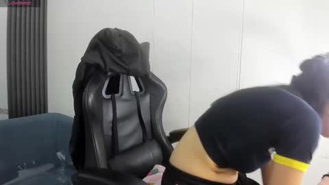 Shauna online show from February 2026 05:00:01 AM