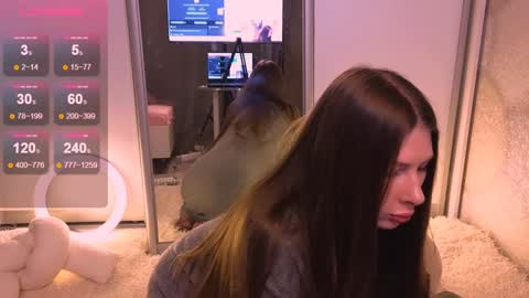 Snapshot of shawty__shy chatting on December 2024 10:18:01 AM Devika online show from December 2024 10:18:01 AM