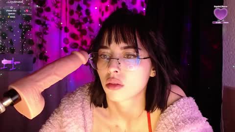 Shayla 3 online show from December 2024 12:49:01 PM