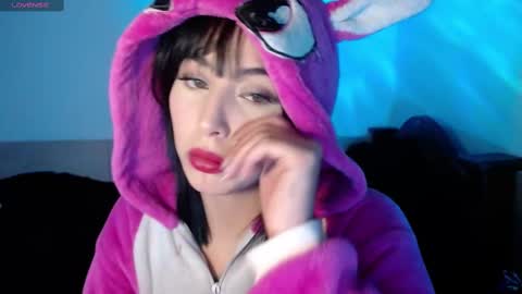 Shayla 3 online show from September 2025 07:19:02 PM