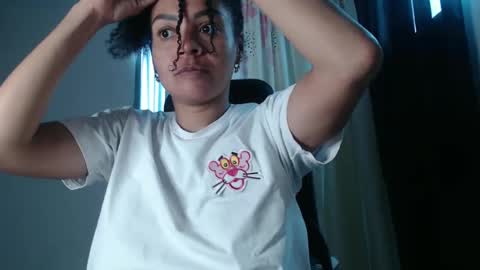 Shayna online show from December 2024 02:17:02 PM