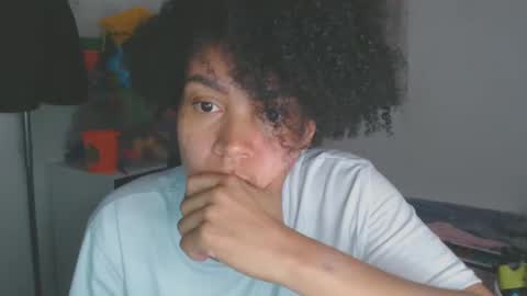 Shayna online show from October 2025 01:50:02 AM