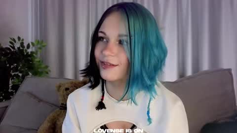 Anika online show from September 2025 11:10:01 AM