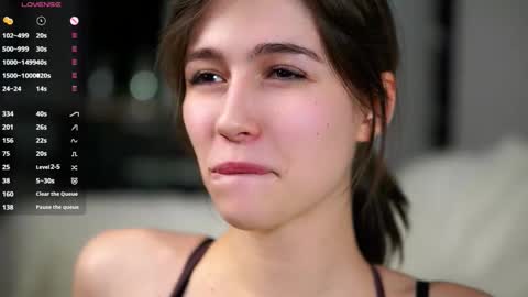 Tessa online show from October 2025 03:13:01 PM