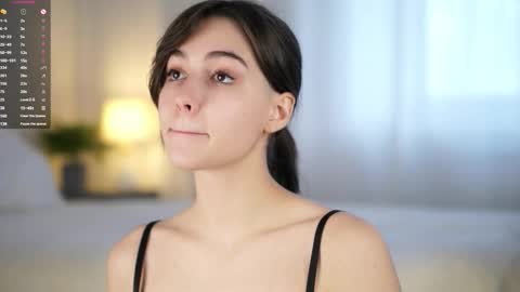 Tessa online show from November 2025 02:35:01 AM