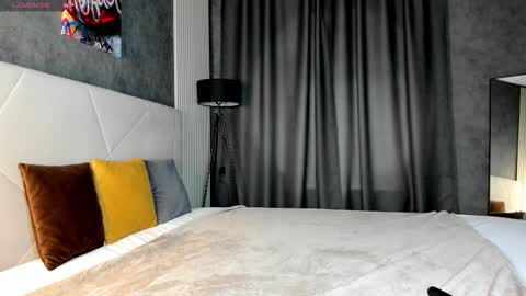 Amely online show from September 2025 08:16:02 AM