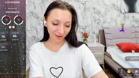 sheillawood online show from October 2025 01:03:02 AM