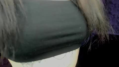 sheillawood online show from November 2025 12:21:01 AM