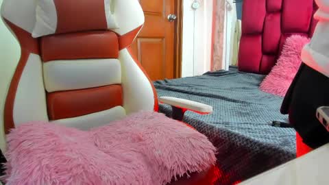 sheilly_brown online show from October 2025 07:14:01 PM