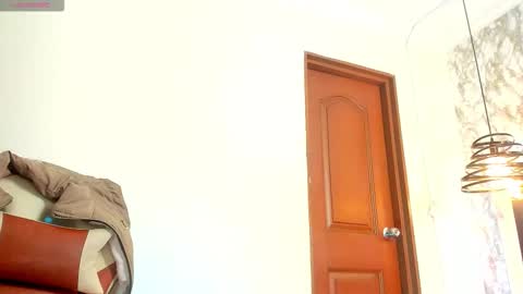 Snapshot of sheilly_brown chatting on February 2026 09:07:01 PM sheilly_brown online show from February 2026 09:07:01 PM