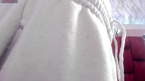 Snapshot of sheilly_brown chatting on February 2026 09:22:01 PM sheilly_brown online show from February 2026 09:22:01 PM