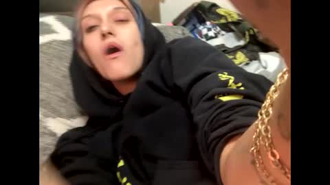 Shelby holes online show from October 2025 04:51:02 AM