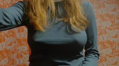 Erika online show from December 2024 08:55:02 PM